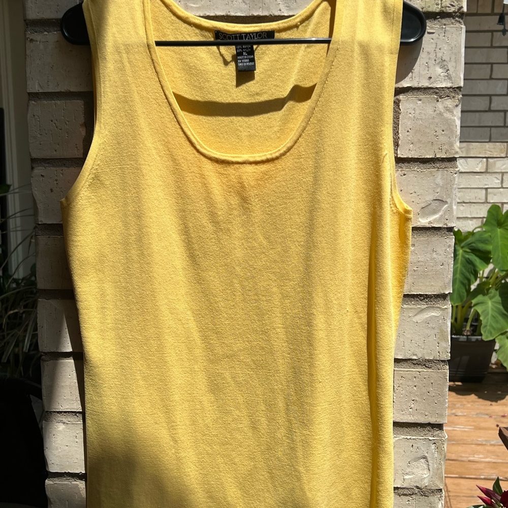 Women’s tank top
